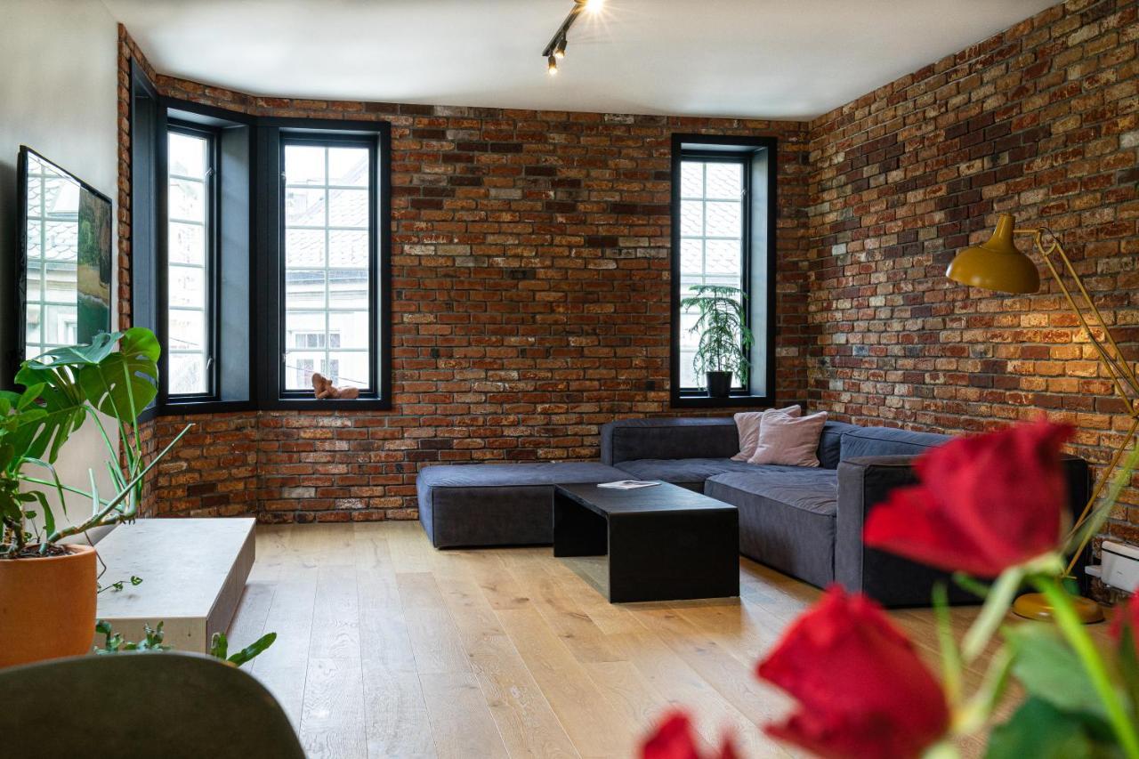 Family Friendly Apartment By The Park In The Very Center Of Ålesund מראה חיצוני תמונה